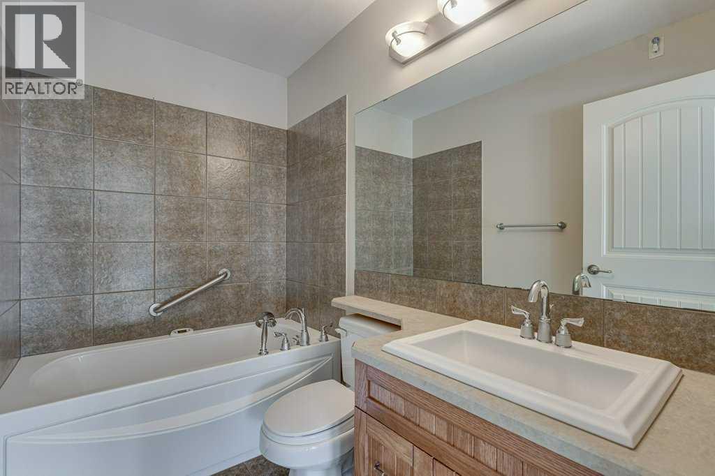 9 Assinger Avenue, Red Deer, Alberta T4R 3L1 - Photo 25 - A2289764