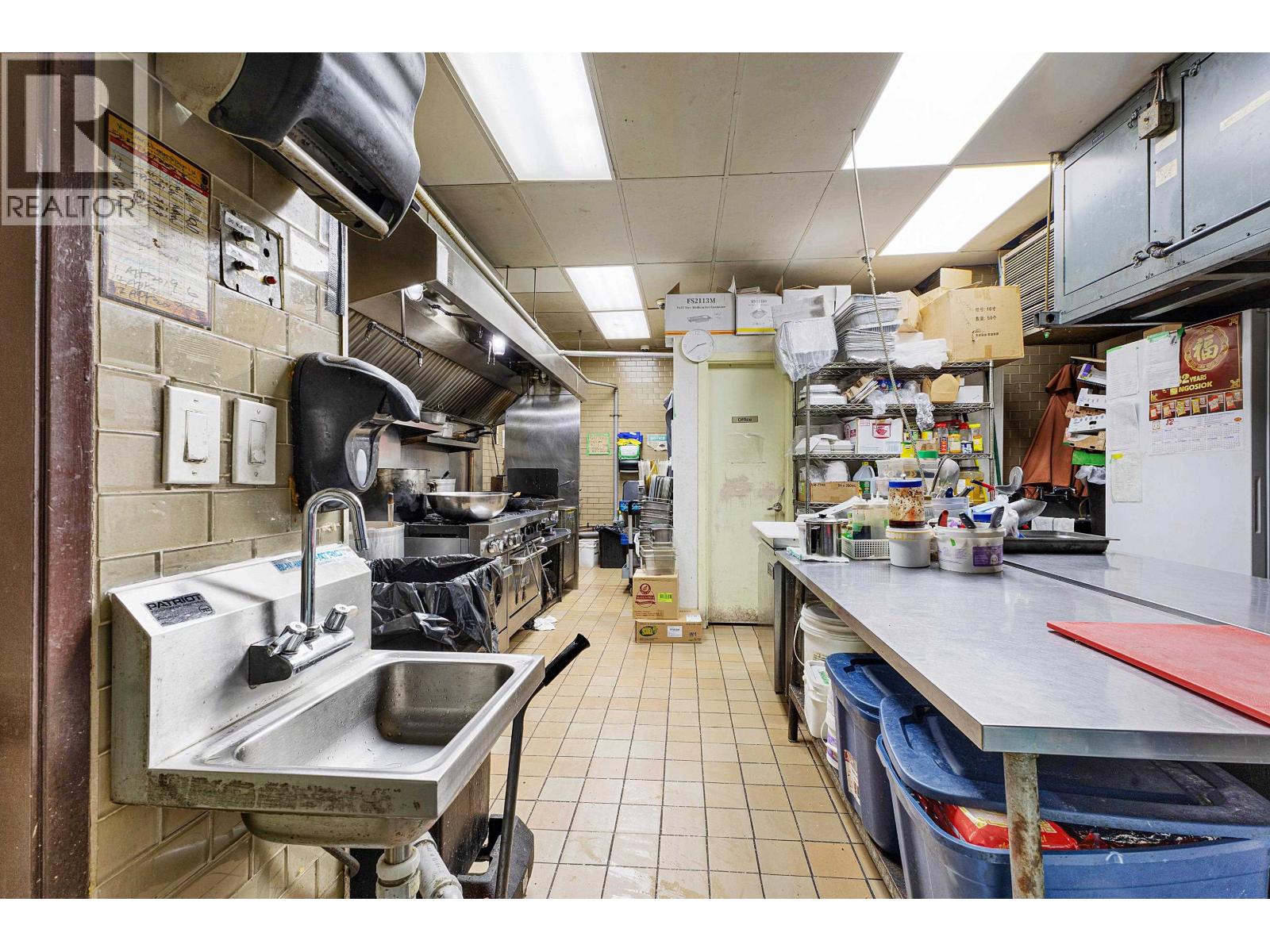 Unknown Address, , - Photo 5 - C8076426