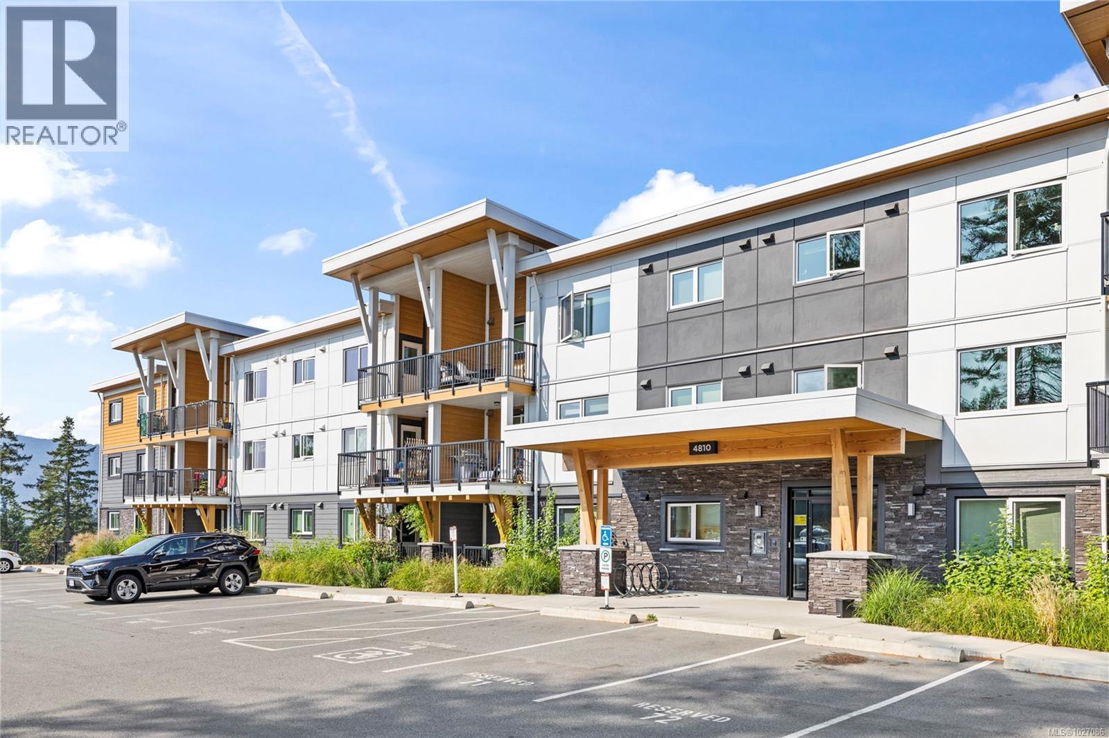 308 4810 Cedar Ridge Pl, Nanaimo, British Columbia  V9T 0M7 - Photo 1 - 1027086