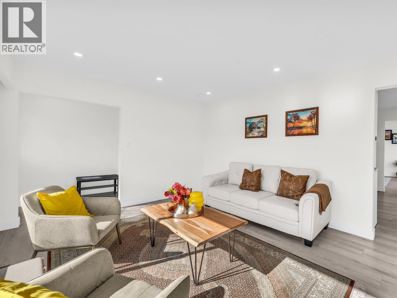 4254 Caddy Road, North Vancouver, British Columbia  V7G 1B7 - Photo 10 - R3095719