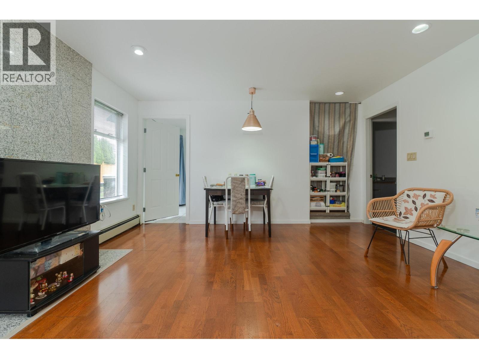 5611 Holt Avenue, Richmond, British Columbia  V7C 5C8 - Photo 13 - R3095832