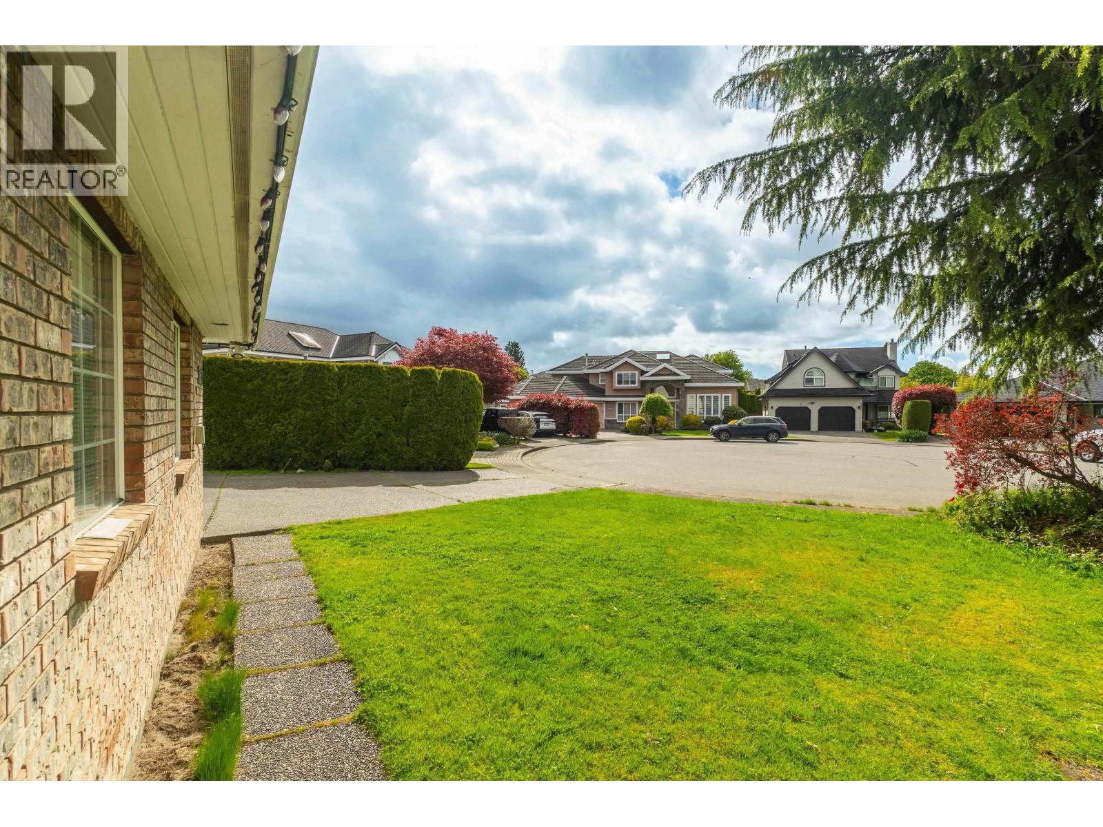 5611 Holt Avenue, Richmond, British Columbia  V7C 5C8 - Photo 36 - R3095832