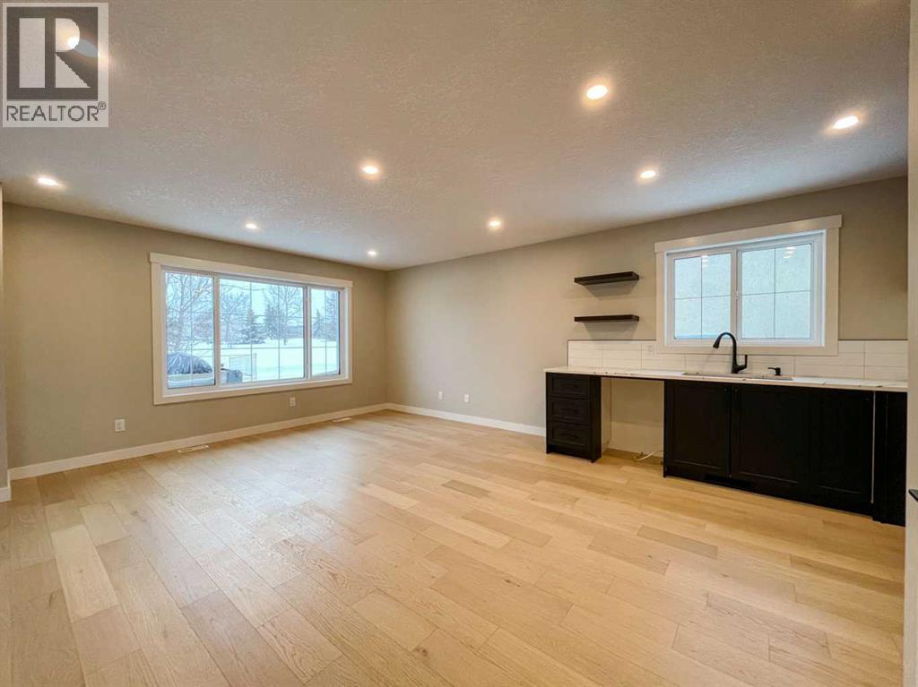 161 Deep Road, Fort Mcmurray, Alberta  T9K 1B7 - Photo 7 - A2290089