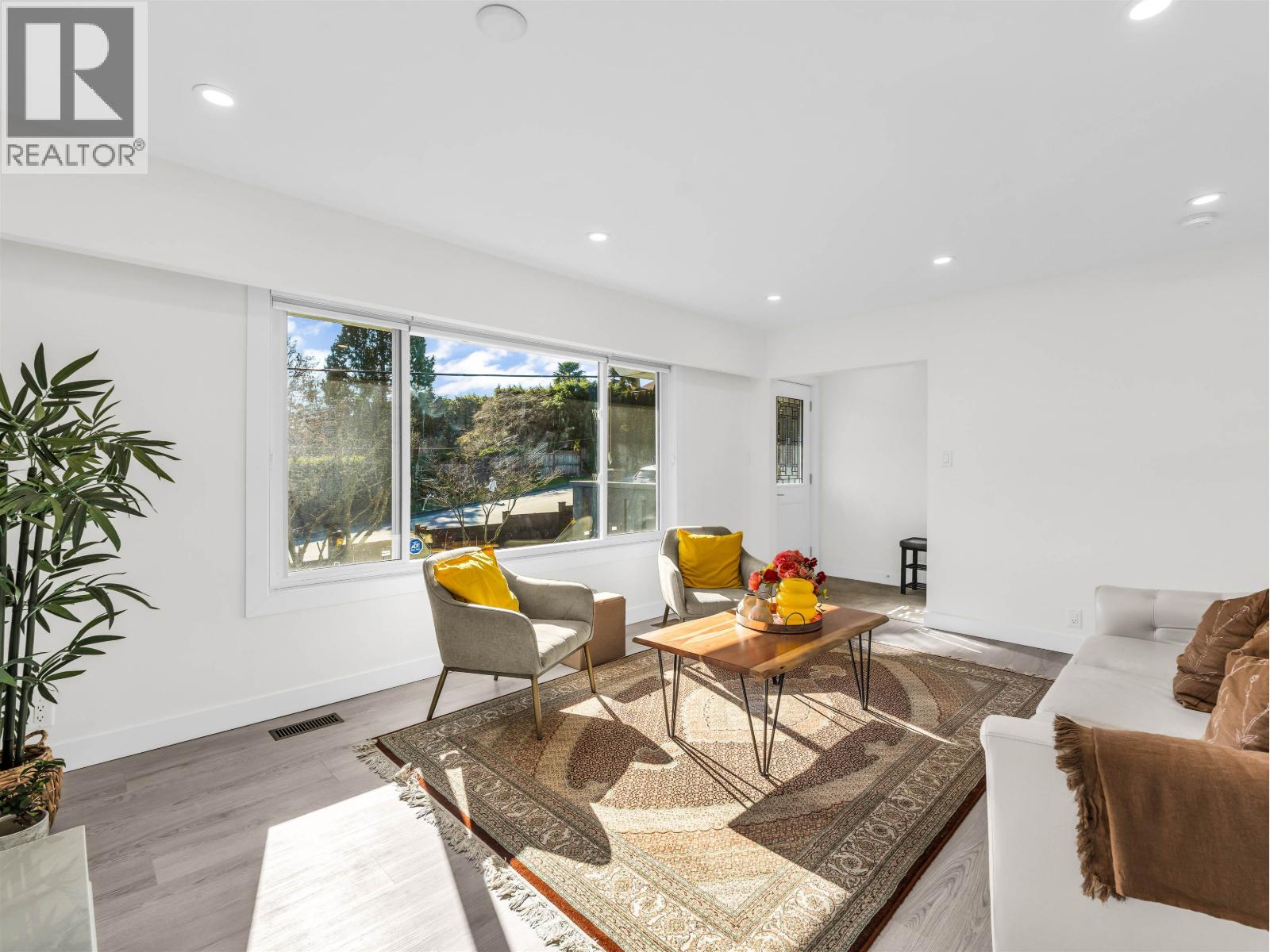 4254 Caddy Road, North Vancouver, British Columbia  V7G 1B7 - Photo 12 - R3095719