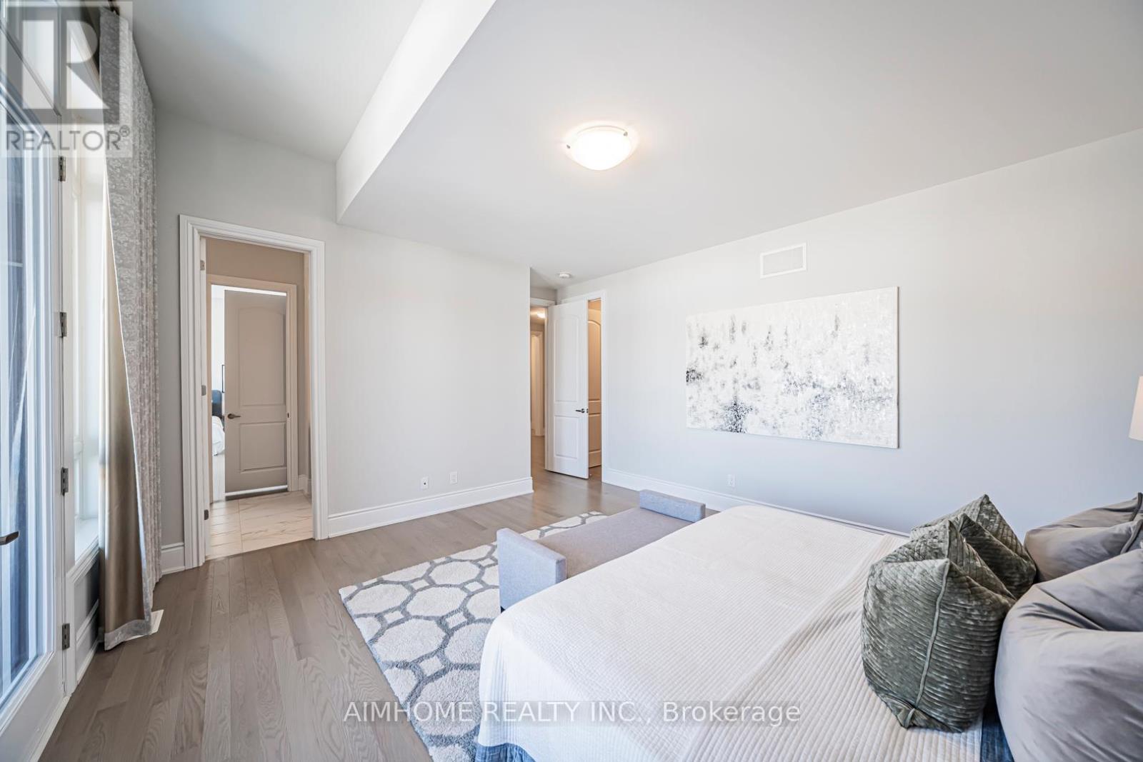 17 Meizhou Avenue, Markham, Ontario  L6C 3J6 - Photo 13 - N12840740