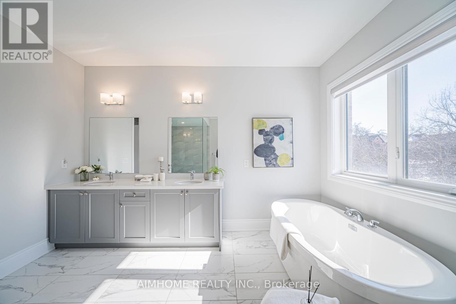 17 Meizhou Avenue, Markham, Ontario  L6C 3J6 - Photo 15 - N12840740