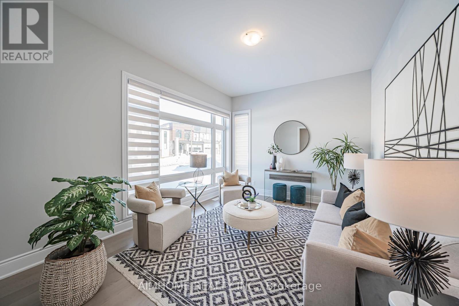 17 Meizhou Avenue, Markham, Ontario  L6C 3J6 - Photo 7 - N12840740