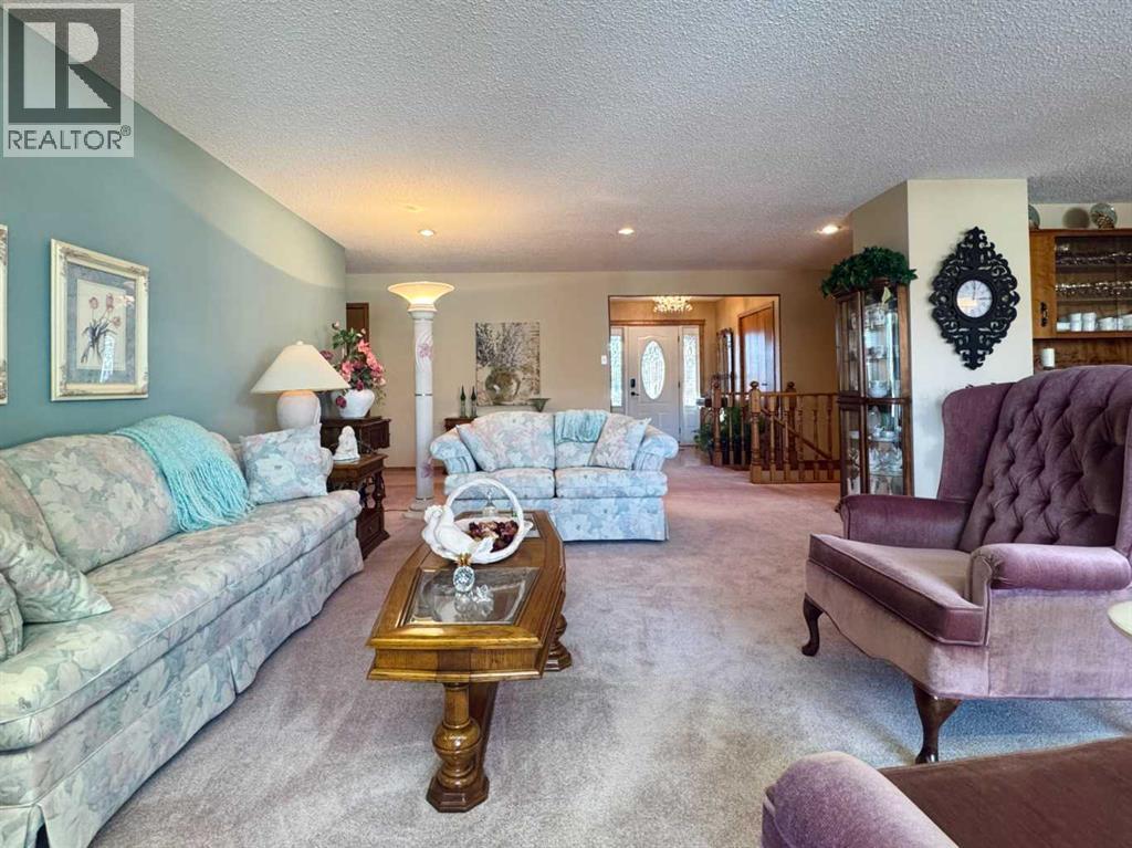 335 28 Street S, Lethbridge, Alberta  T1J 3S7 - Photo 9 - A2281909