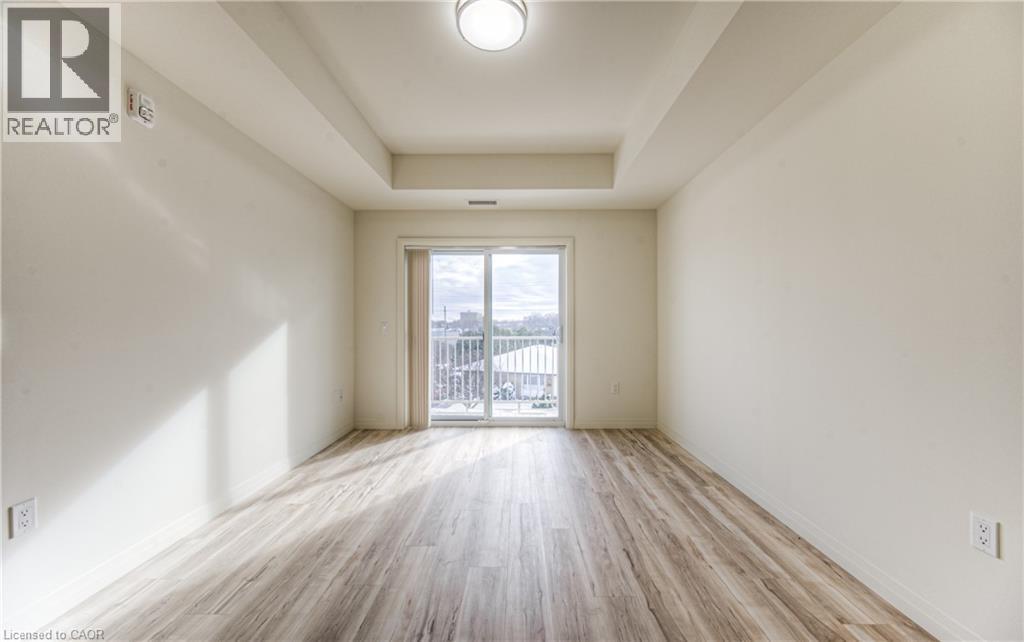 301 Westmount Road W Unit# 415, Kitchener, Ontario  N2M 0C4 - Photo 8 - 40808706