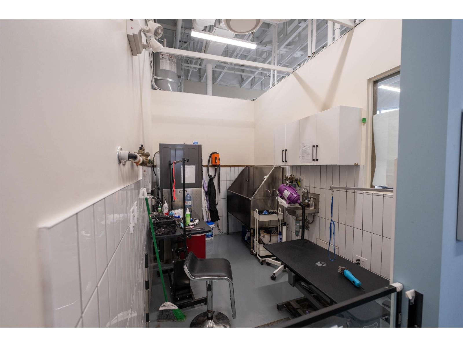 103 14390 64 Avenue, Surrey, British Columbia  V3W 1Z1 - Photo 7 - C8076711