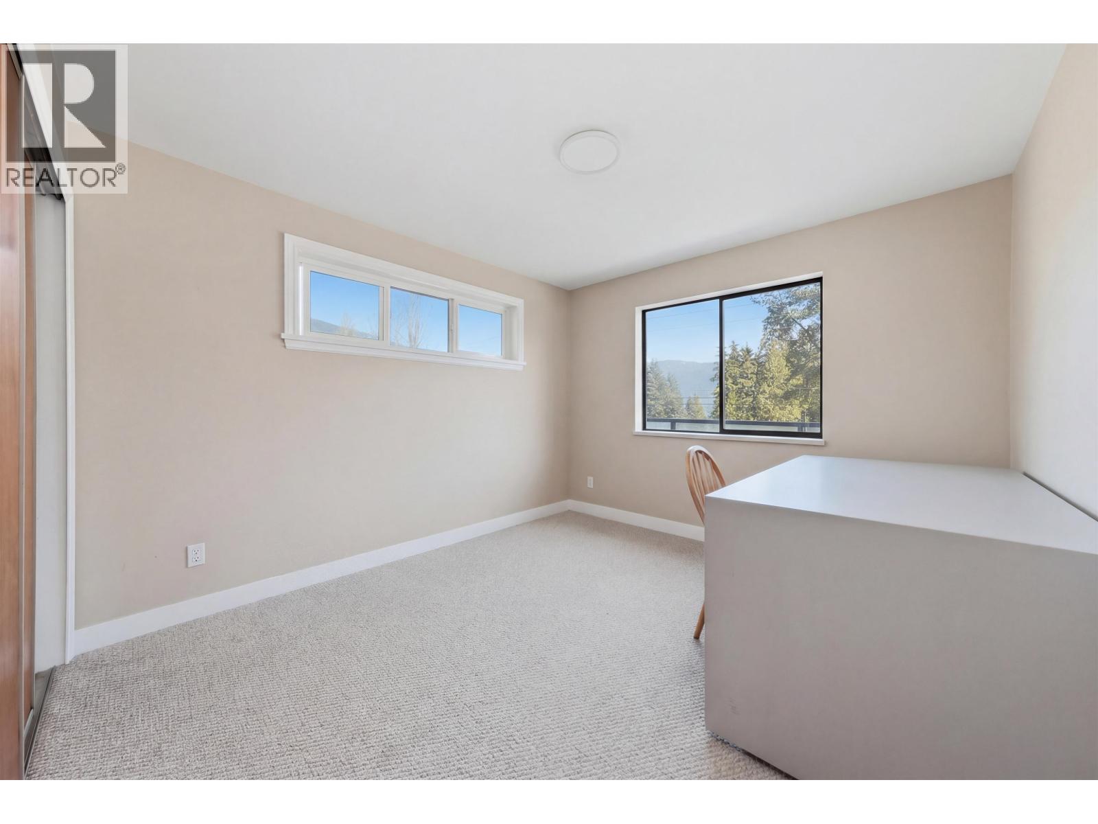 1911 Deep Cove Road, North Vancouver, British Columbia  V7G 1S7 - Photo 15 - R3095545