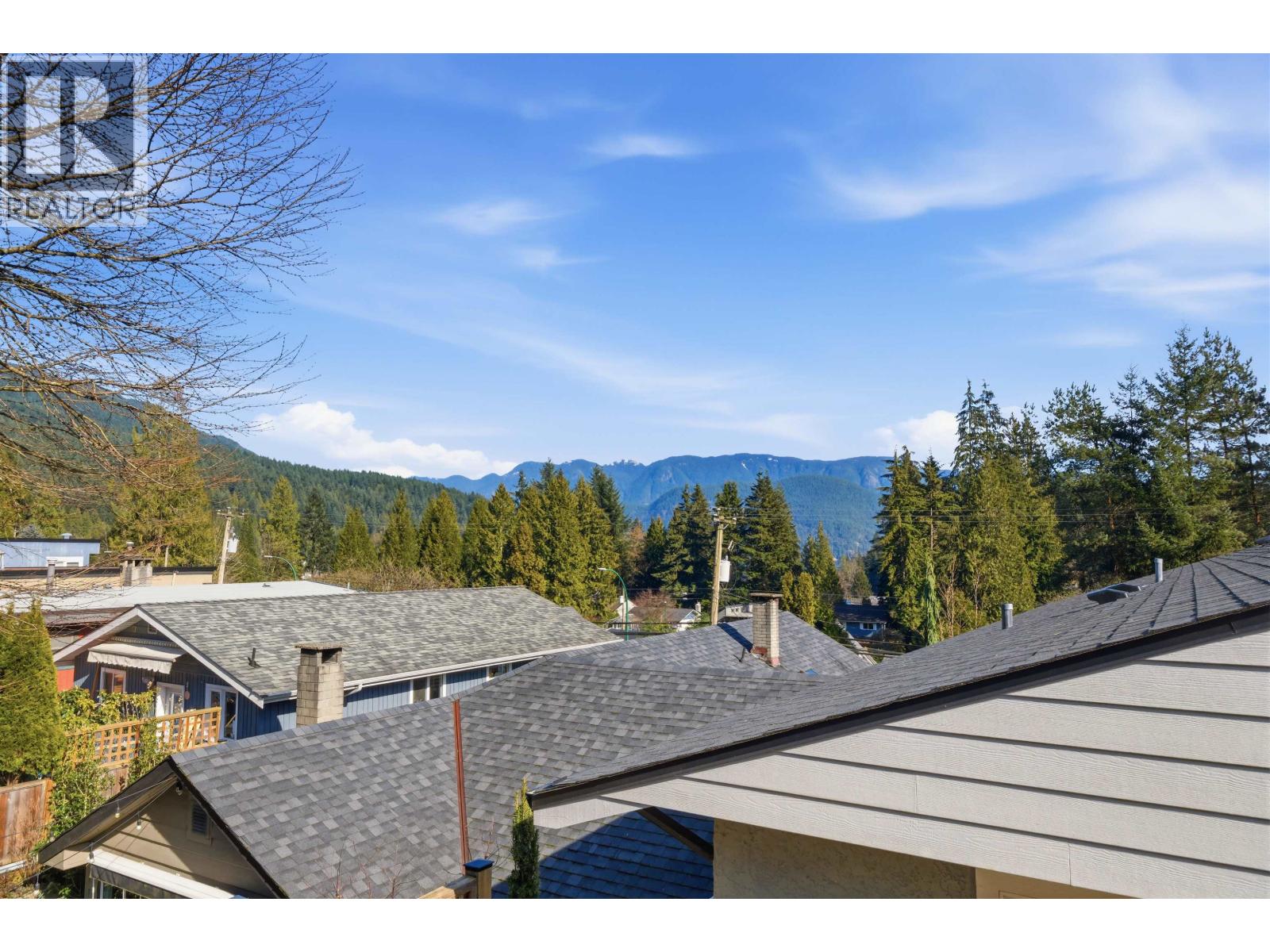 1911 Deep Cove Road, North Vancouver, British Columbia  V7G 1S7 - Photo 24 - R3095545