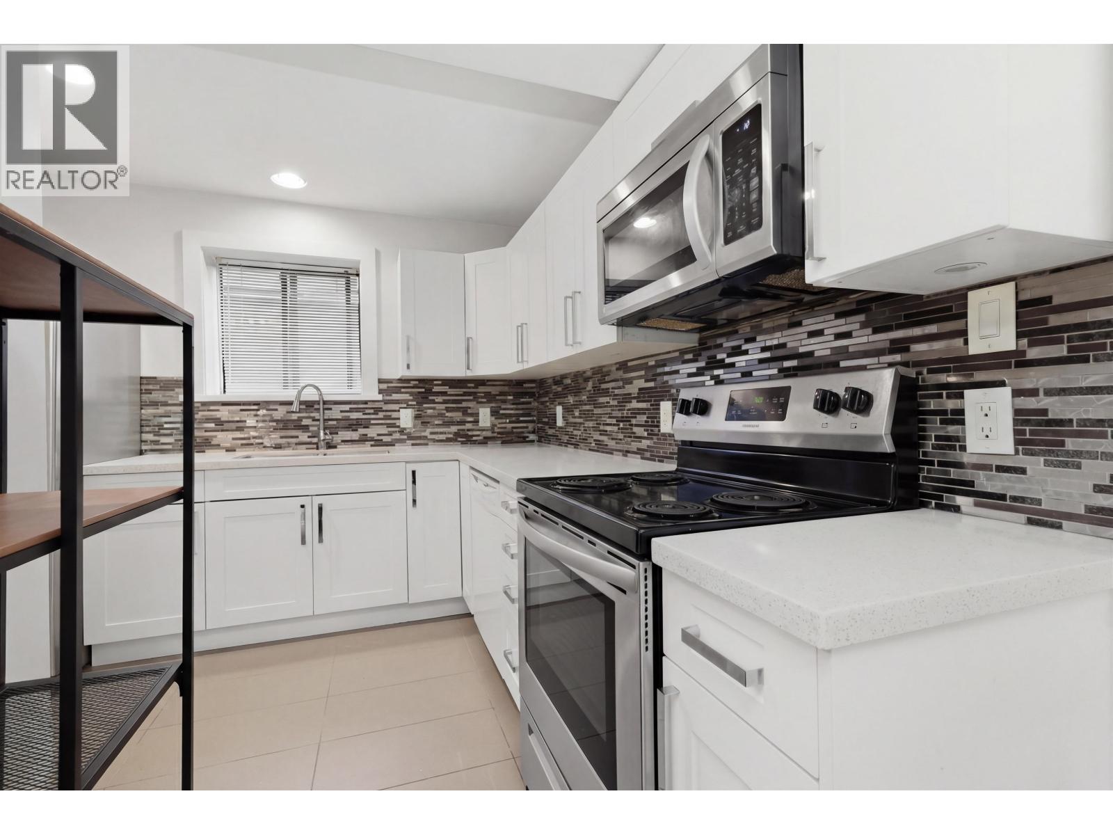 1911 Deep Cove Road, North Vancouver, British Columbia  V7G 1S7 - Photo 29 - R3095545