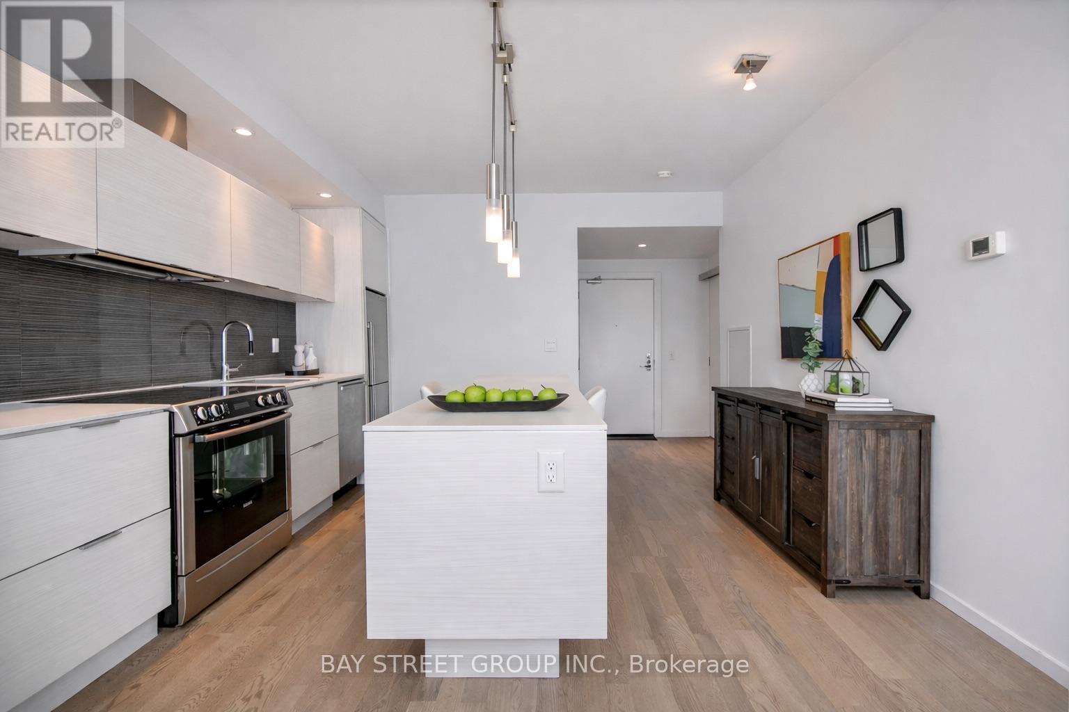 3004 - 8 Charlotte Street, Toronto, Ontario  M5V 0K4 - Photo 8 - C12832236