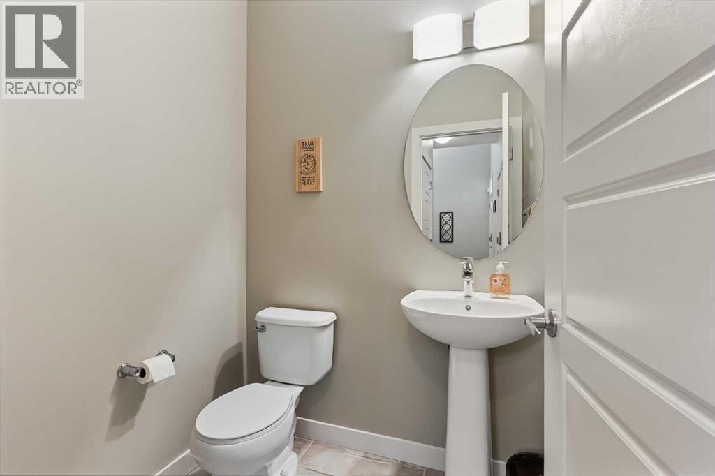 622 Moonlight Lane W, Lethbridge, Alberta  T1J 5M1 - Photo 4 - A2290047