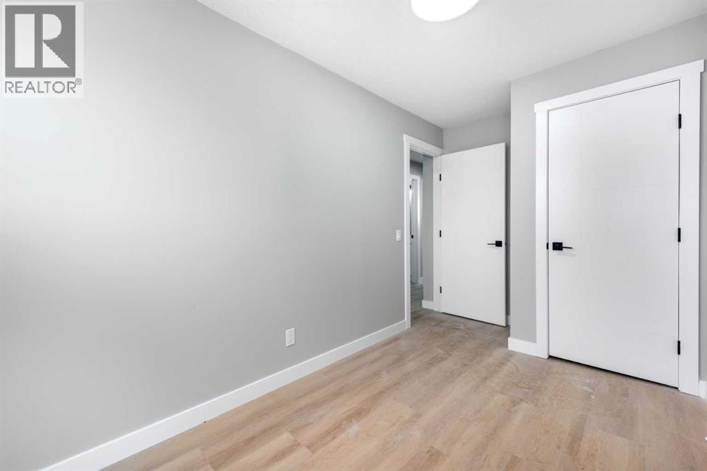 7616 27 Street Se, Calgary, Alberta  T2C 1E7 - Photo 14 - A2284734