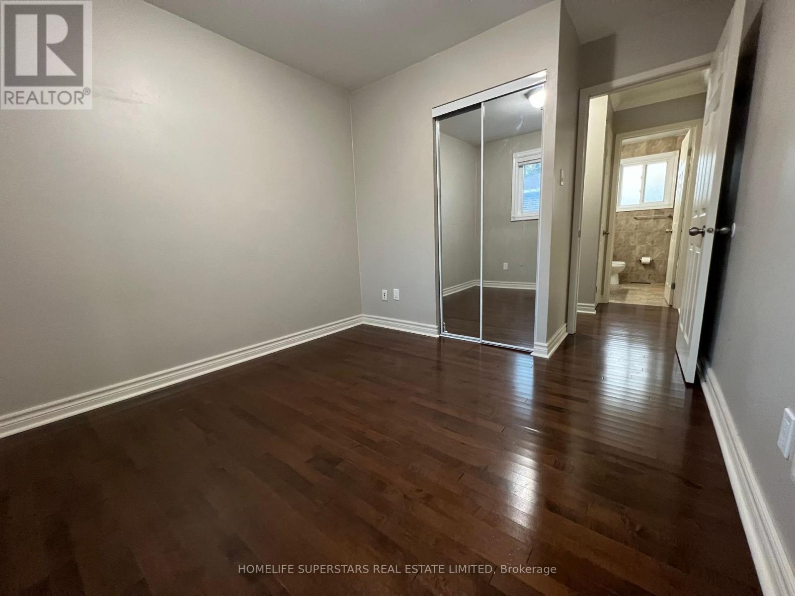 ( Upper ) - 131 Alicewood Court, Toronto, Ontario  M9V 3Y1 - Photo 13 - W12842308