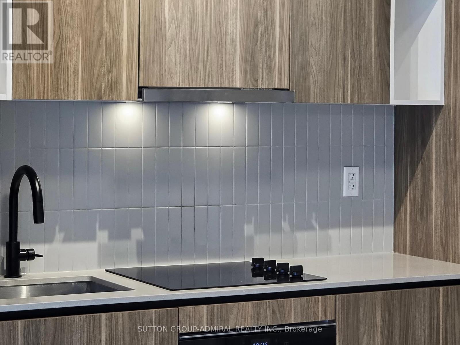 410 - 1285 Dupont Street, Toronto, Ontario  M6H 0E3 - Photo 11 - W12842324