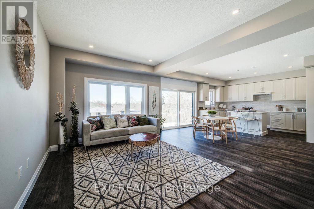 Unknown Address, ,     - Photo 18 - X12842310