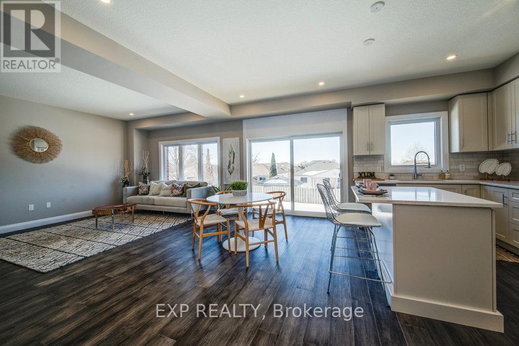 Unknown Address, ,     - Photo 4 - X12842310