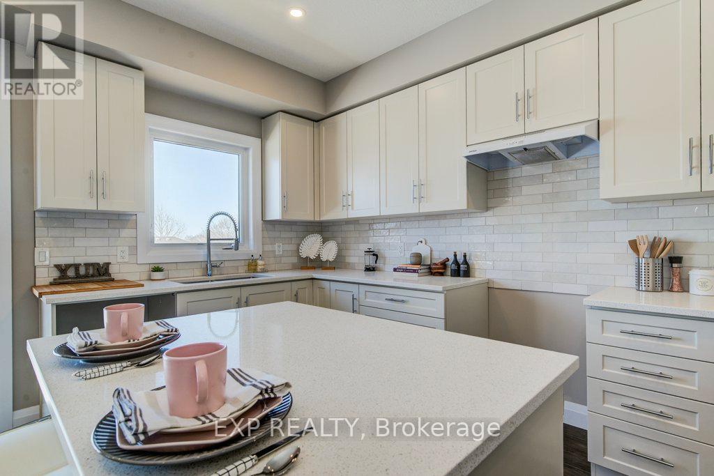 Unknown Address, ,     - Photo 8 - X12842310