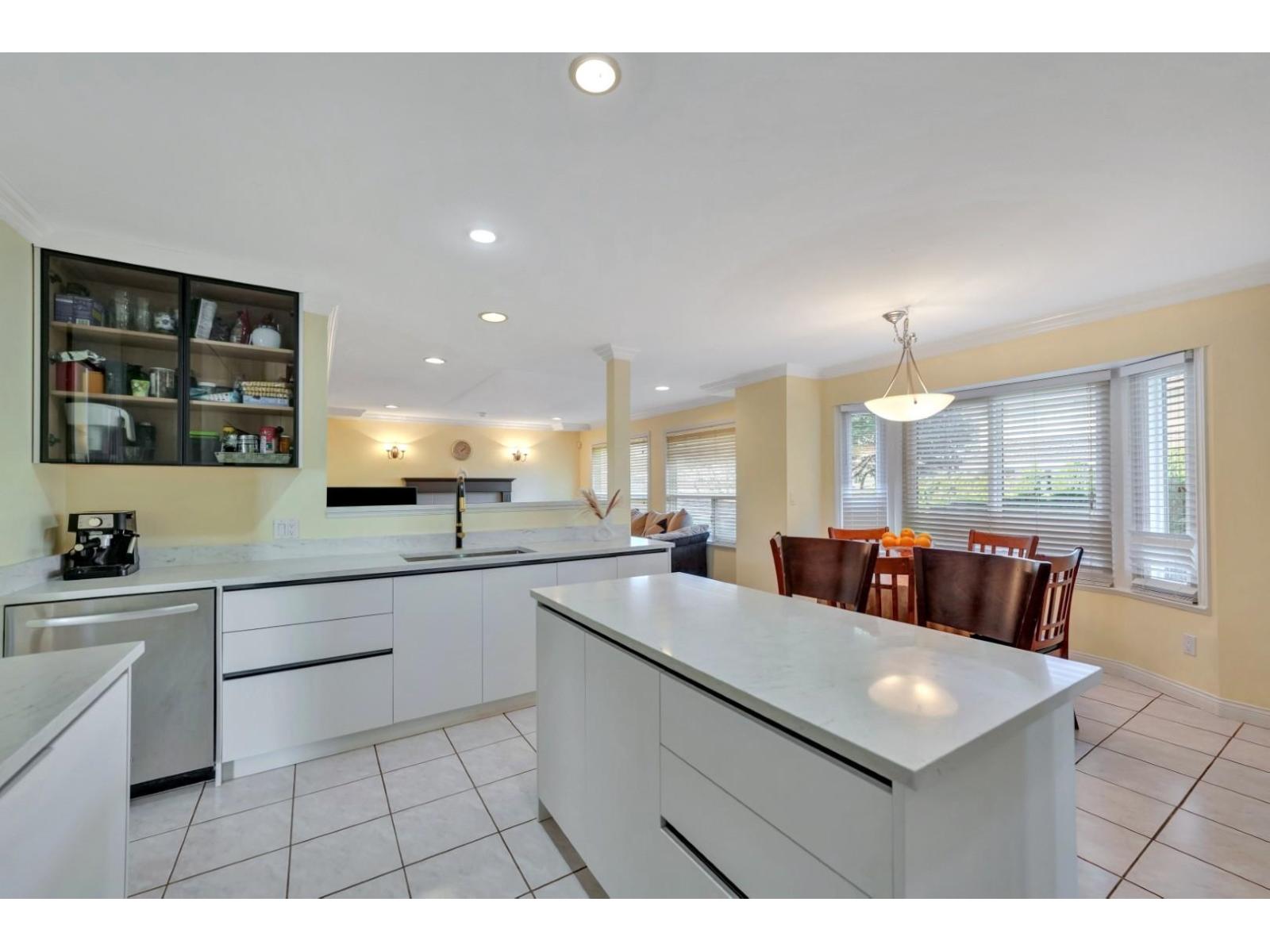 14763 31a Avenue, Surrey, British Columbia  V4P 3E8 - Photo 9 - R3094436