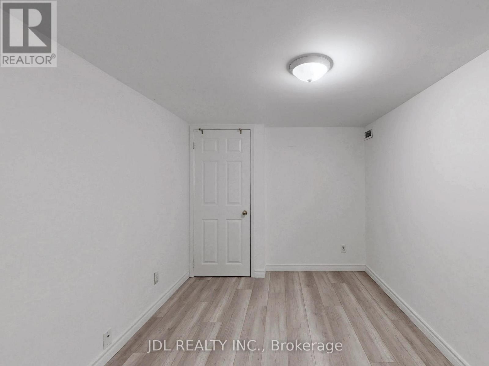 112 - 2205 South Millway, Mississauga, Ontario  L5L 3T2 - Photo 34 - W12820350