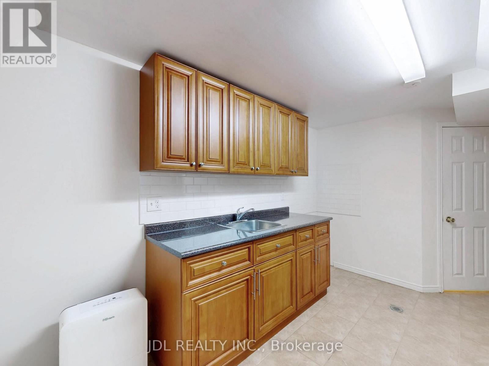 112 - 2205 South Millway, Mississauga, Ontario  L5L 3T2 - Photo 41 - W12820350