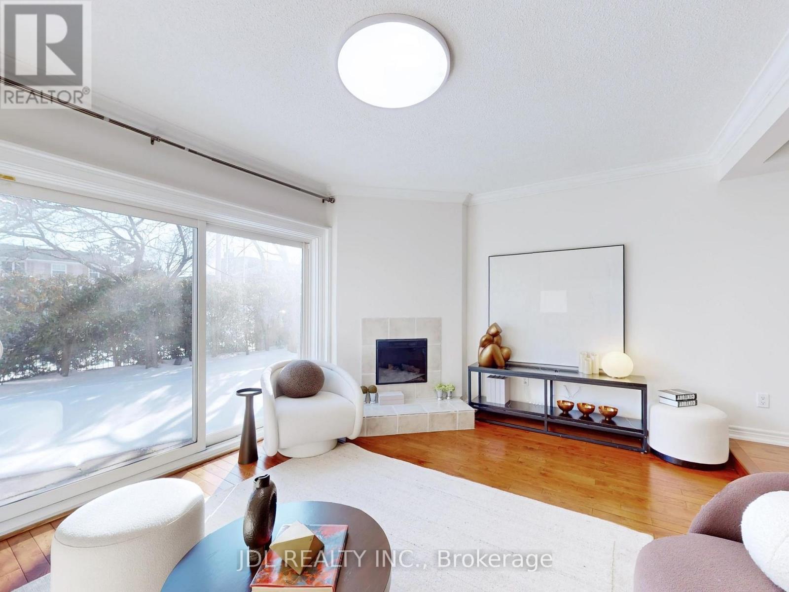 112 - 2205 South Millway, Mississauga, Ontario  L5L 3T2 - Photo 5 - W12820350