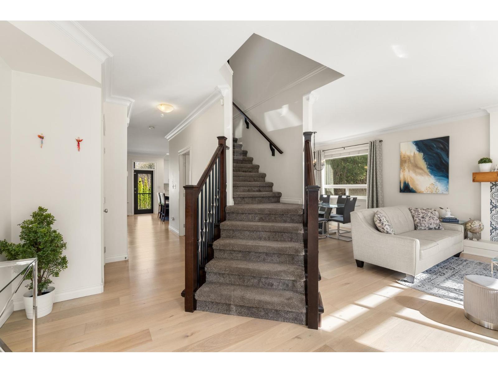 36395 Westminster Drive, Abbotsford, British Columbia  V3G 3C7 - Photo 6 - R3095843