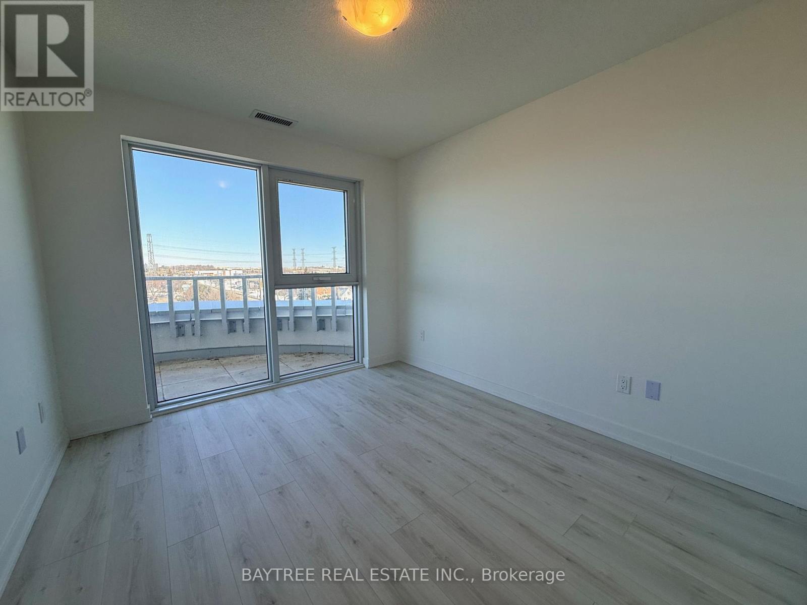 502 - 1010 Sandy Beach Road, Pickering, Ontario  L1W 3V9 - Photo 9 - E12842348