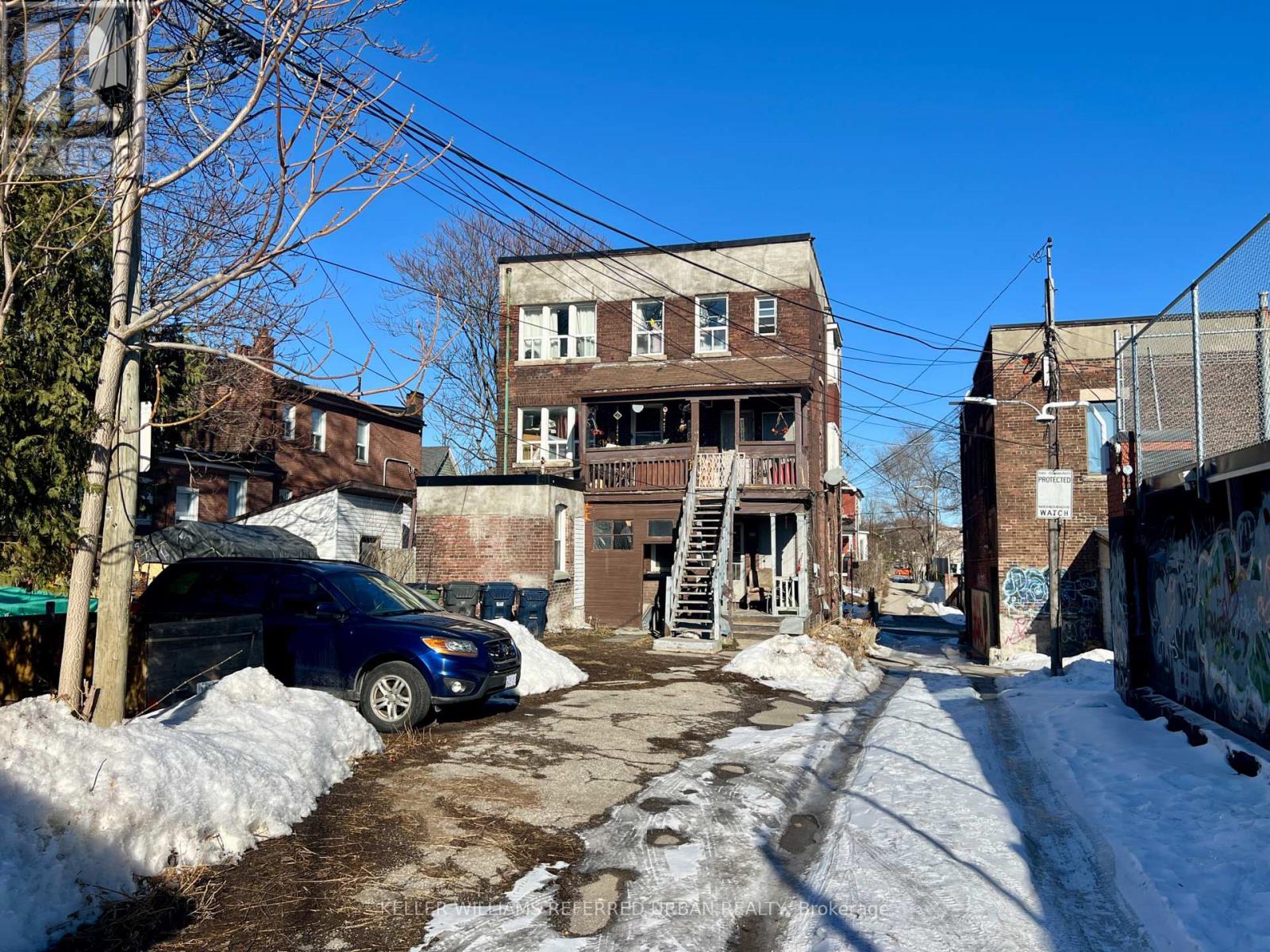 6 Redwood Avenue, Toronto, Ontario  M4L 2S6 - Photo 2 - E12842358