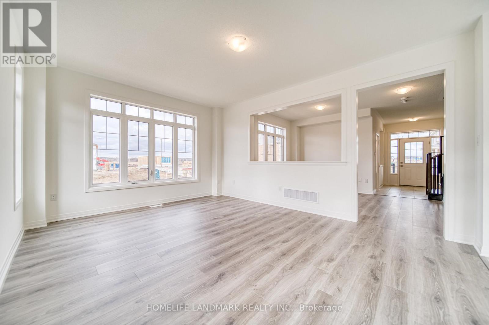 2 Sagewood Avenue, Barrie, Ontario  L9J 0L1 - Photo 10 - S12842346