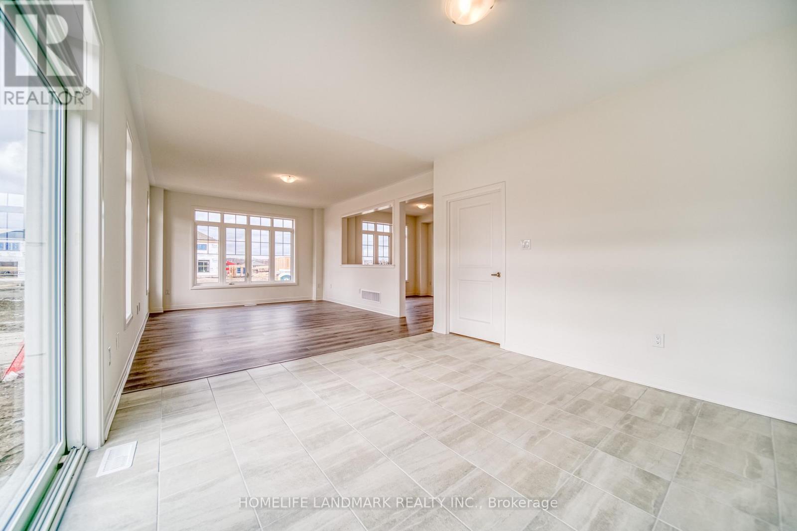 2 Sagewood Avenue, Barrie, Ontario  L9J 0L1 - Photo 14 - S12842346