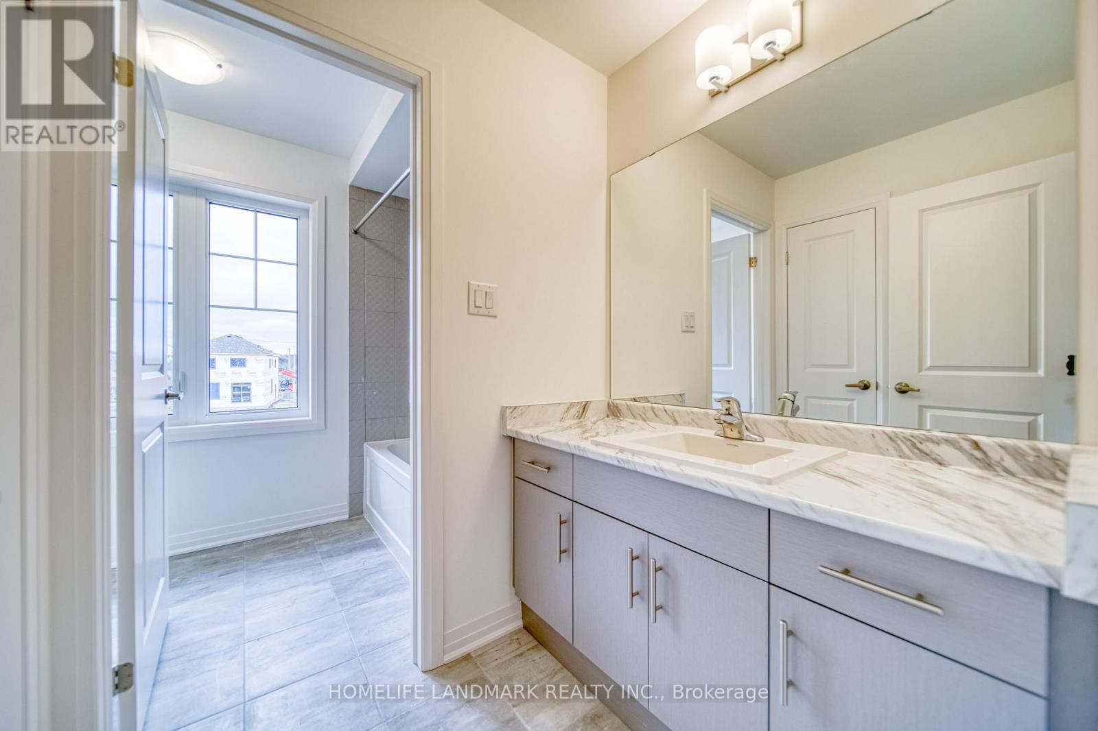 2 Sagewood Avenue, Barrie, Ontario  L9J 0L1 - Photo 27 - S12842346