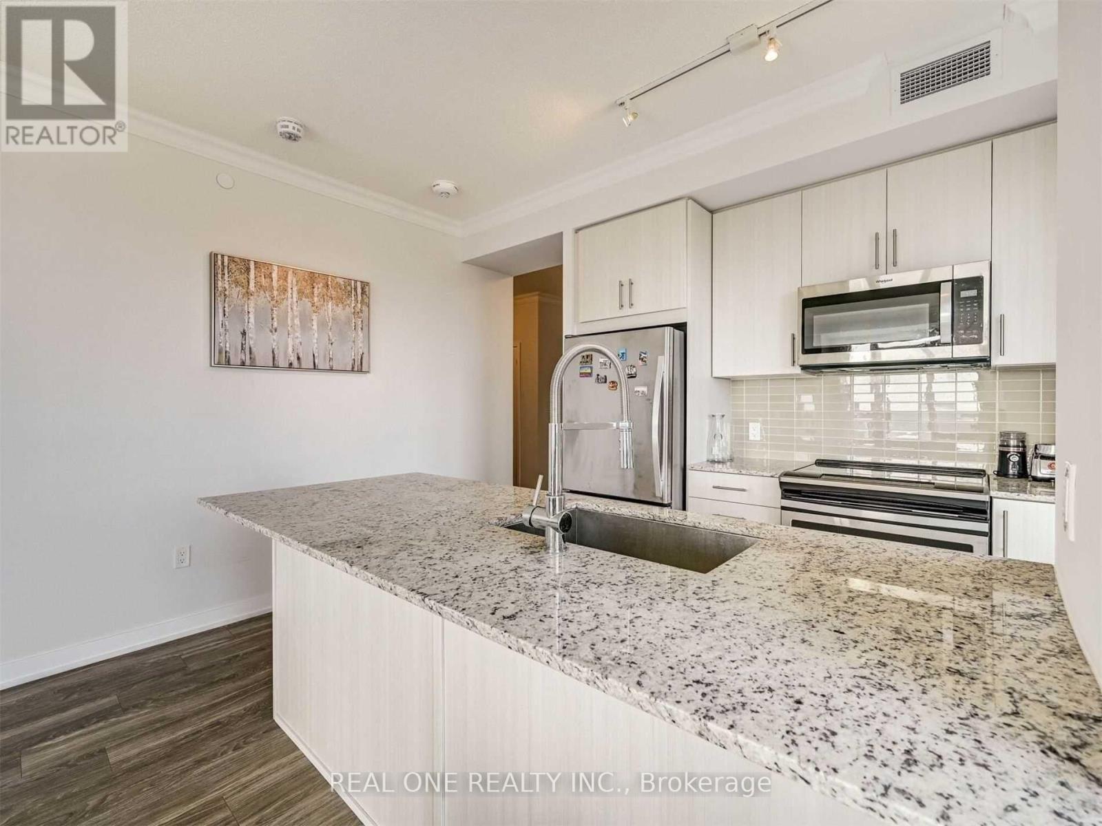 1520 - 4055 Parkside Village Drive, Mississauga, Ontario  L5B 0K8 - Photo 7 - W12842350