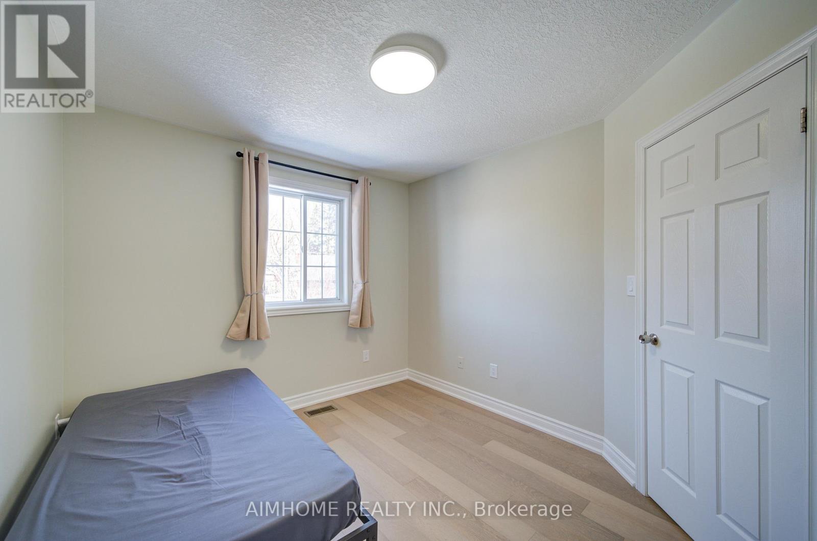 36 Grand River Avenue, Brantford, Ontario  N3T 4W7 - Photo 35 - X12842342