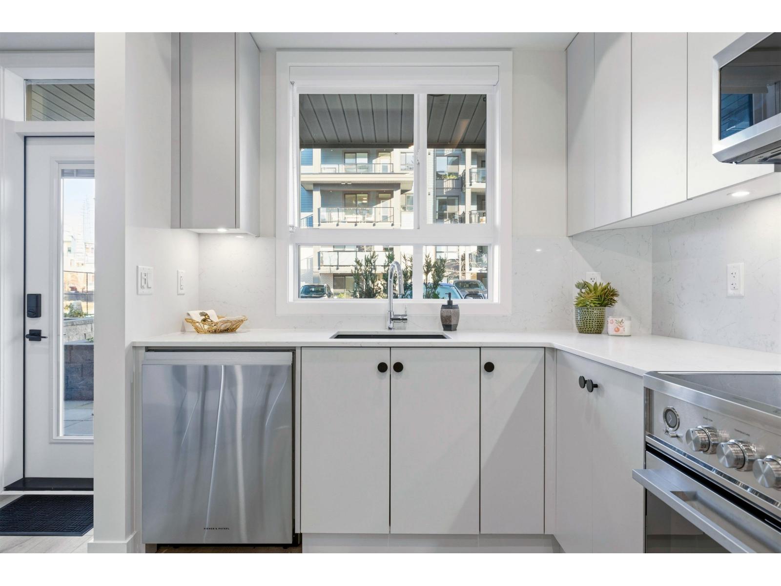 112 45505 Campus Drive, Garrison Crossing, Chilliwack, British Columbia  V2R 6L2 - Photo 7 - R3095612