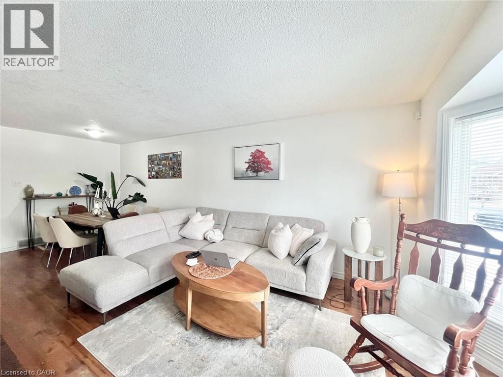 338 Fleming Drive, London, Ontario  N5V 4Y6 - Photo 4 - 40809393