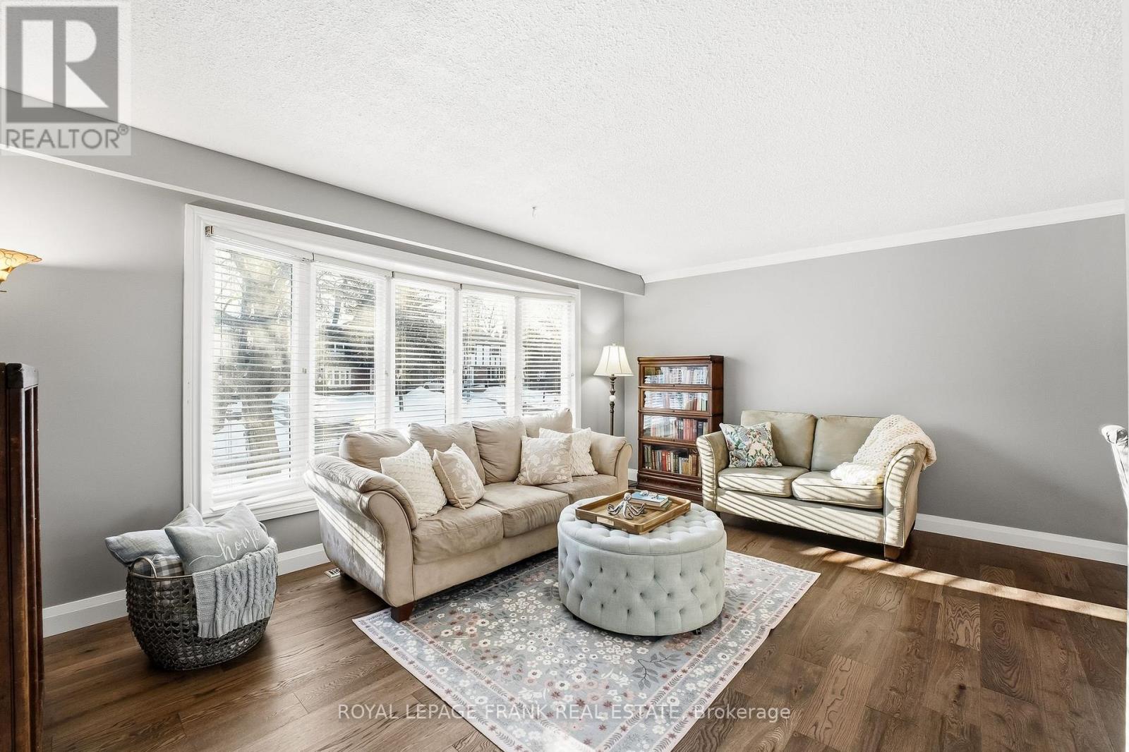 489 Crestwood Drive, Oshawa, Ontario  L1G 2R4 - Photo 7 - E12842398