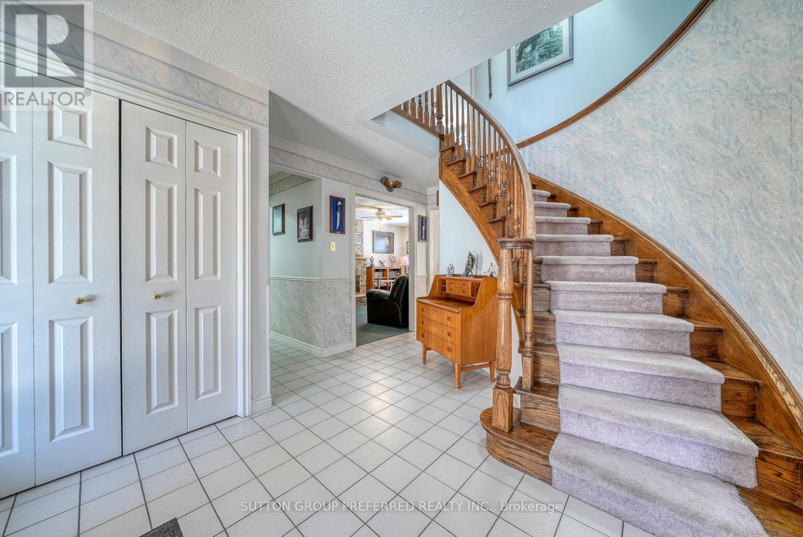 1698 Blackwater Court, London North, Ontario  N5X 3B5 - Photo 6 - X12842424