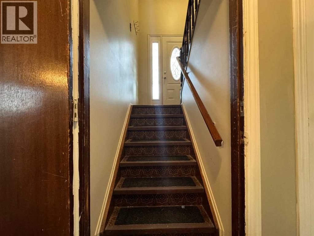 1251 St Catherine Road N, Lethbridge, Alberta  T1H 4E9 - Photo 14 - A2289681