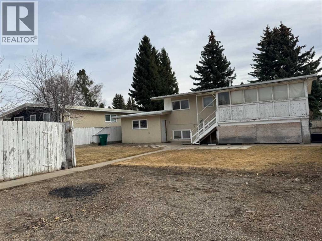 1251 St Catherine Road N, Lethbridge, Alberta  T1H 4E9 - Photo 22 - A2289681