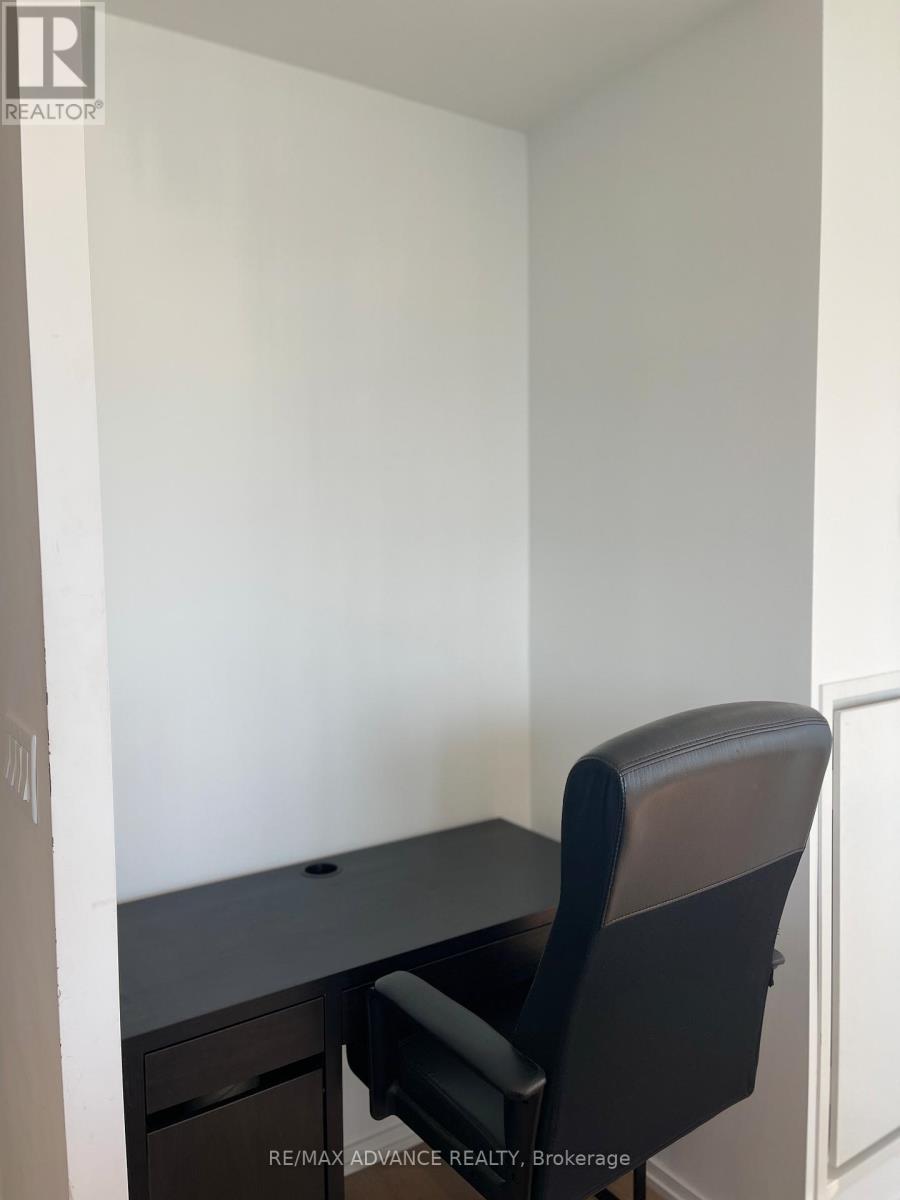 1408 - 75 St Nicholas Street, Toronto, Ontario  M4Y 0A5 - Photo 8 - C12842410