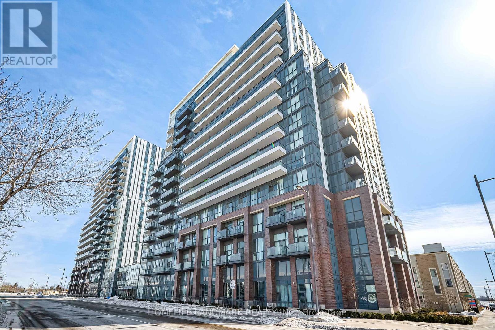 622 - 10 HONEYCRISP CRESCENT, Vaughan, Ontario