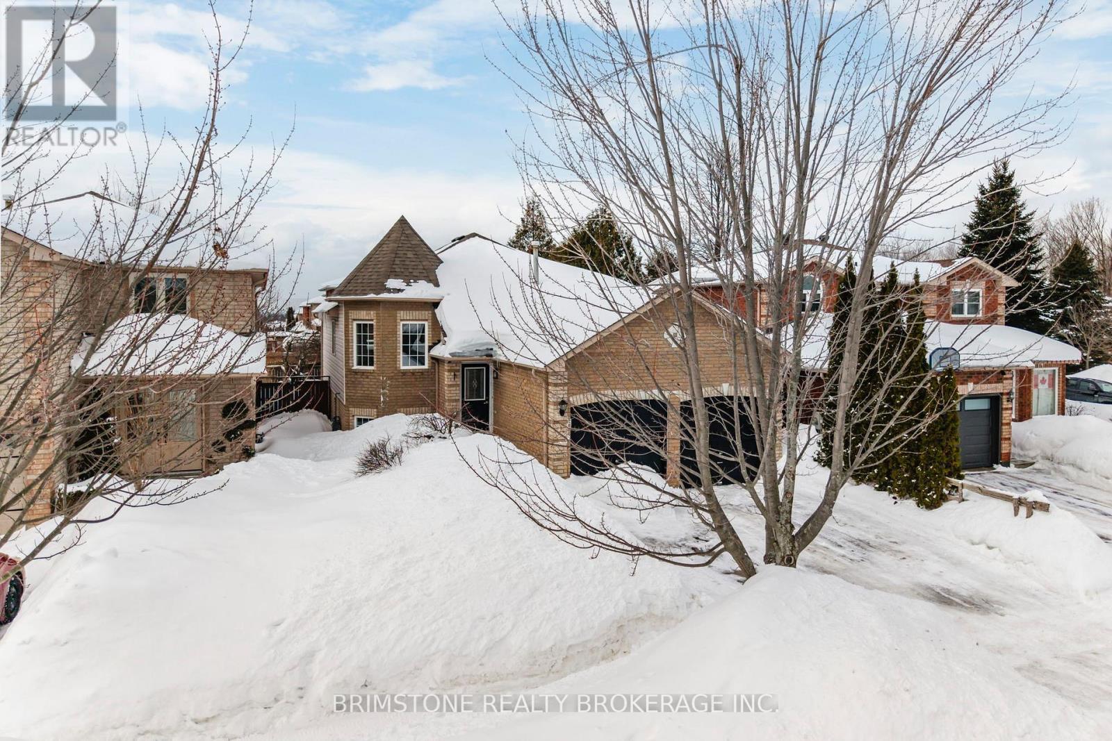 22 Dykstra Drive, Barrie, Ontario  L4N 0E2 - Photo 3 - S12842374