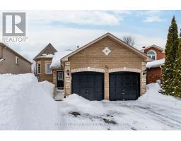 22 DYKSTRA DRIVE, Barrie, Ontario
