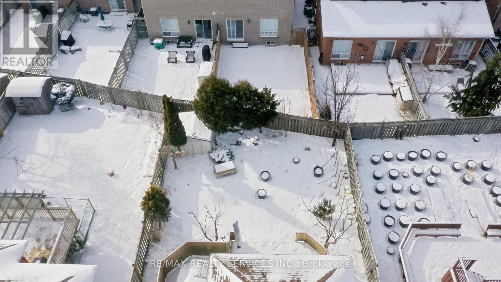 8 Bradwick Court, Caledon, Ontario  L7C 1B6 - Photo 43 - W12842406