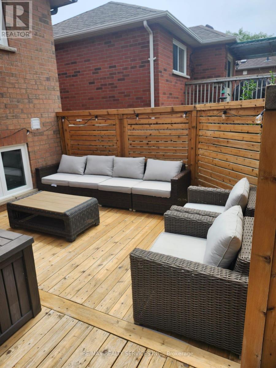 8 Bradwick Court, Caledon, Ontario  L7C 1B6 - Photo 47 - W12842406