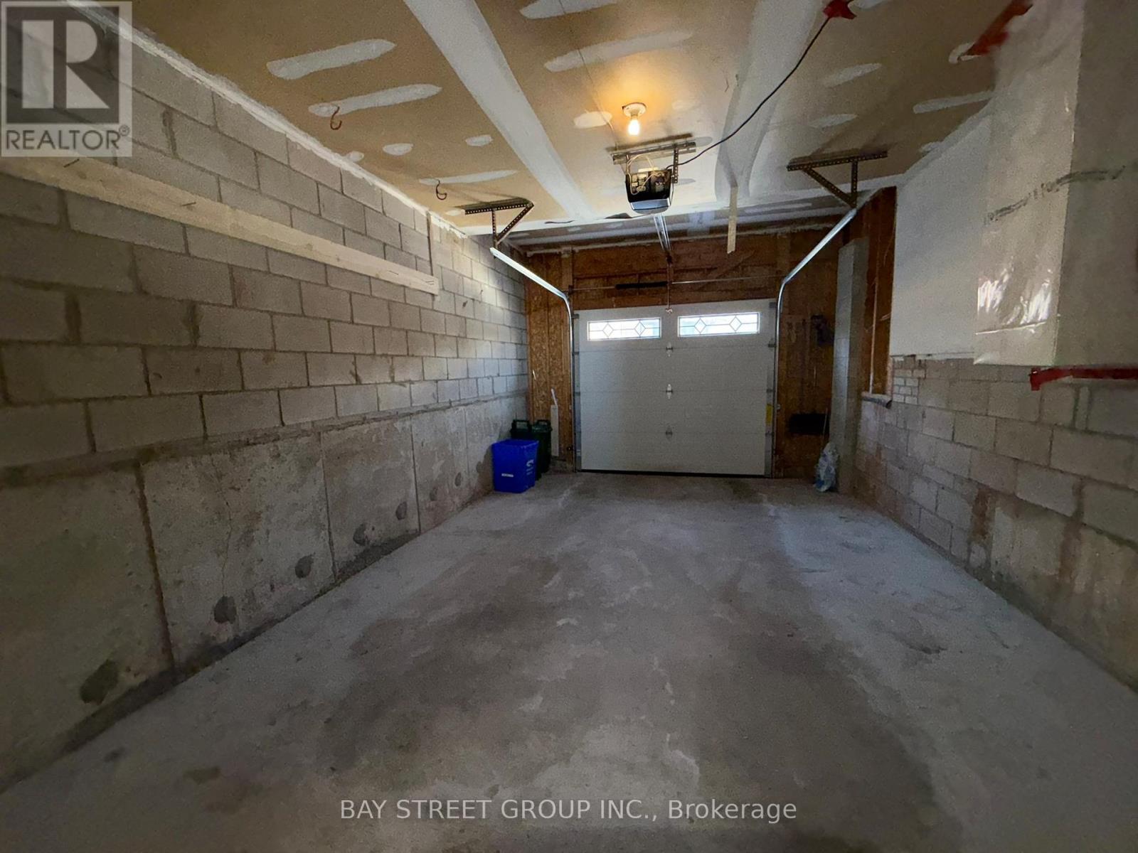 23 - 1100 Queens Avenue, Oakville, Ontario  L6H 2B5 - Photo 23 - W12842428